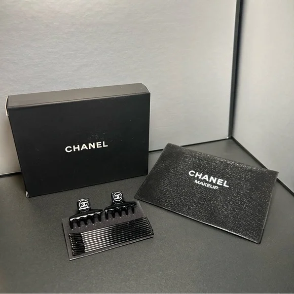 CHANEL Cuff Links - Picture 2 of 6